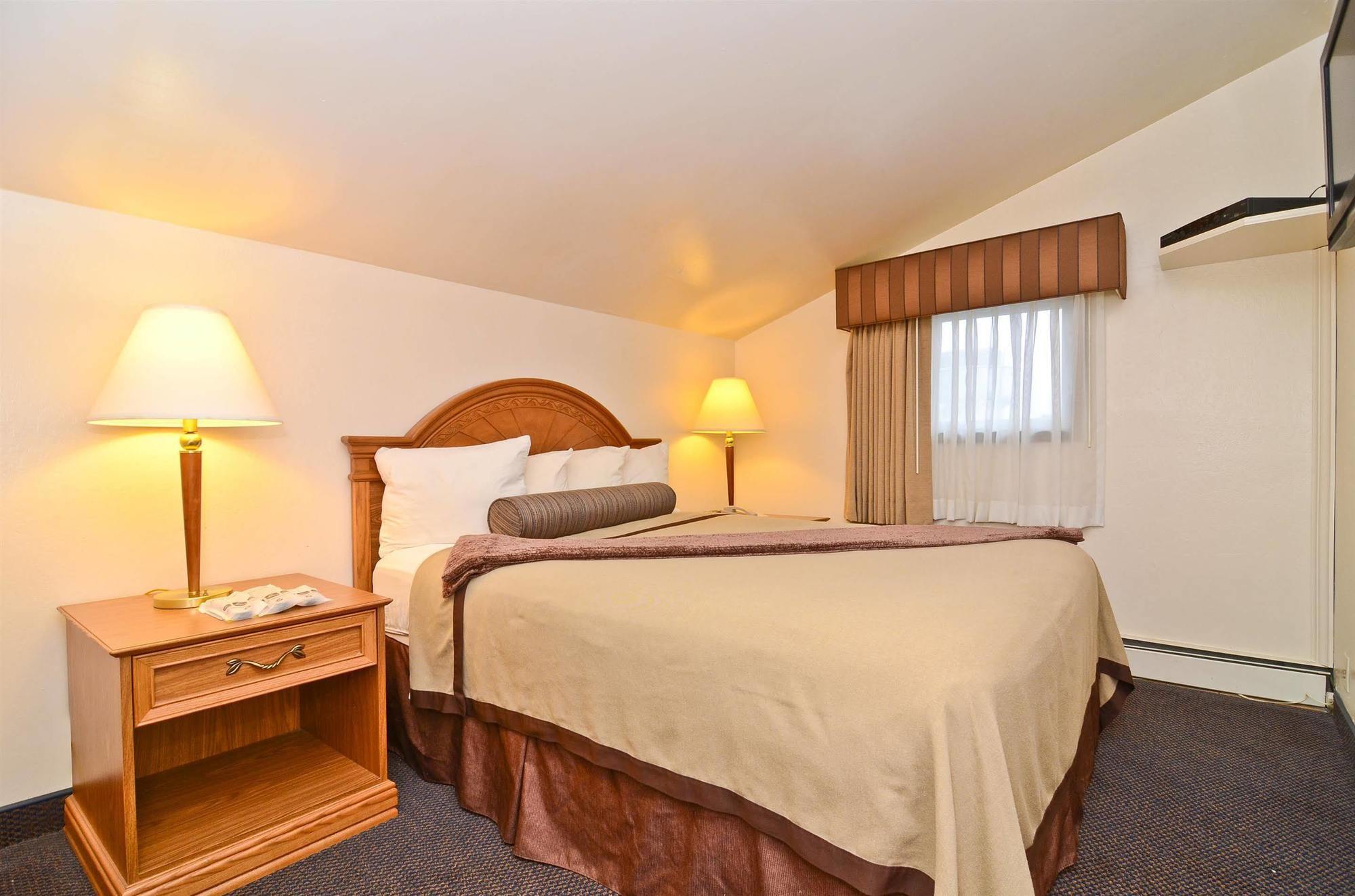 Best Western Kodiak Inn & Convention Center Room photo