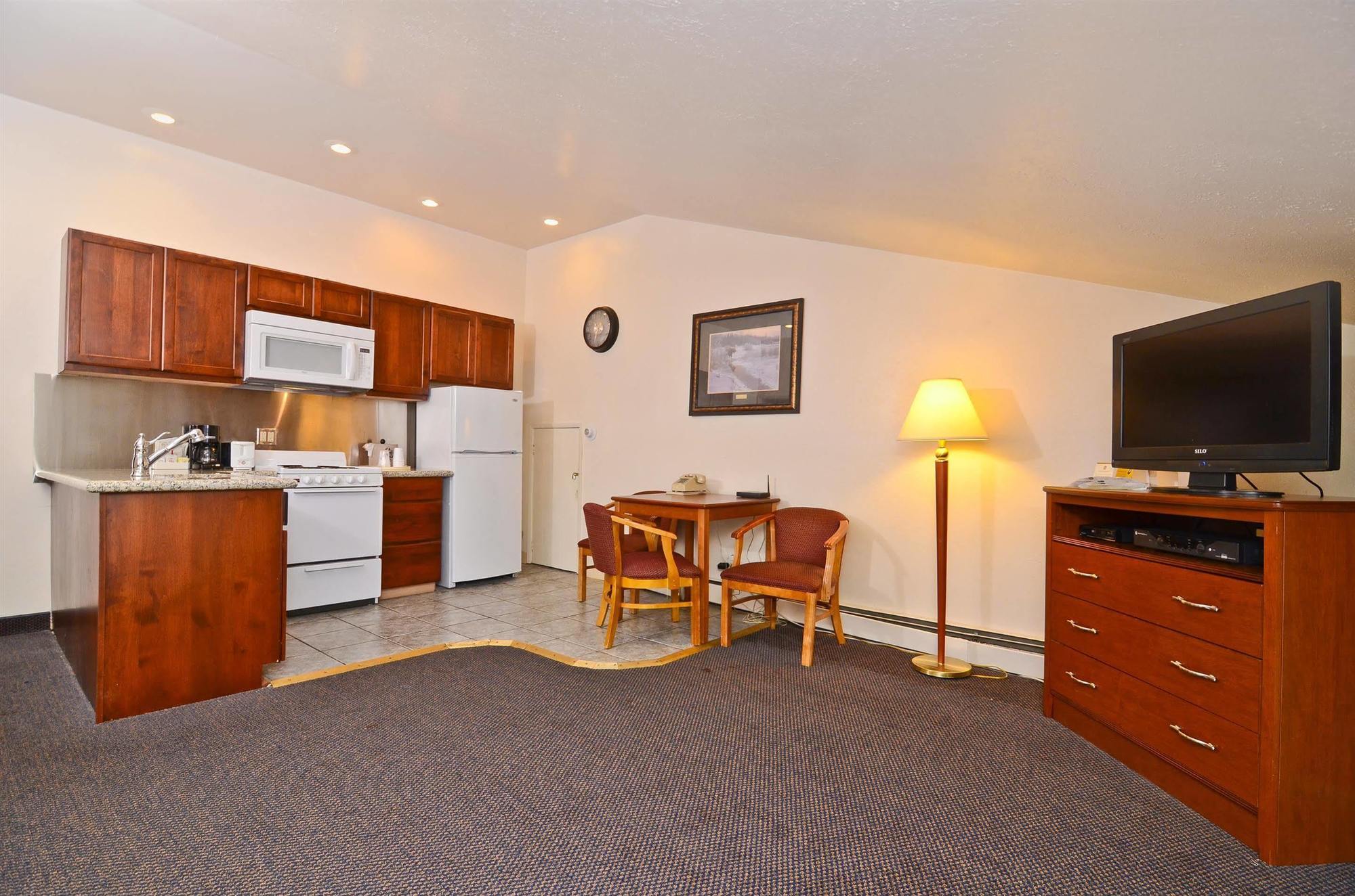 Best Western Kodiak Inn & Convention Center Room photo